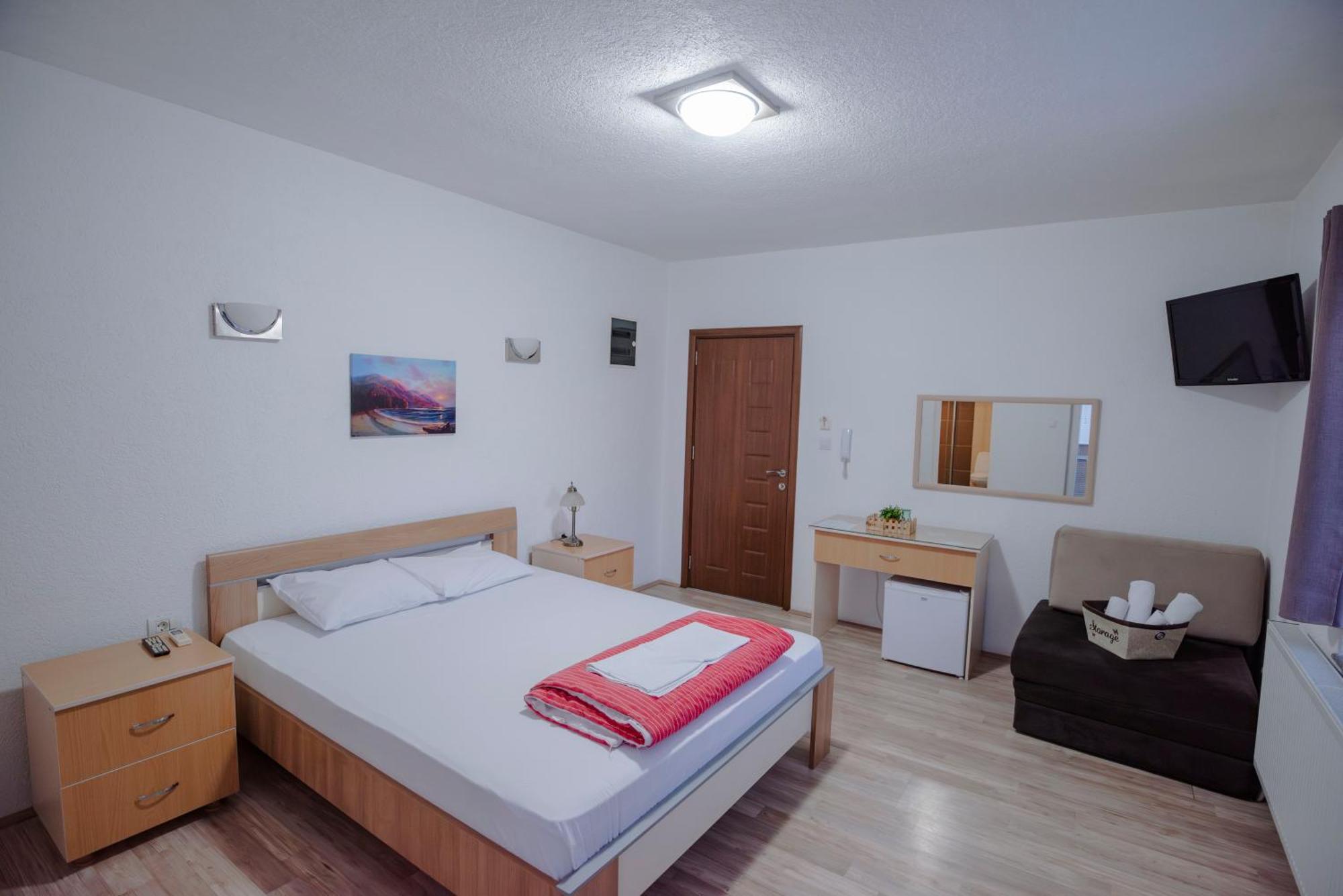 Hotel Kiko بيتولا المظهر الخارجي الصورة
