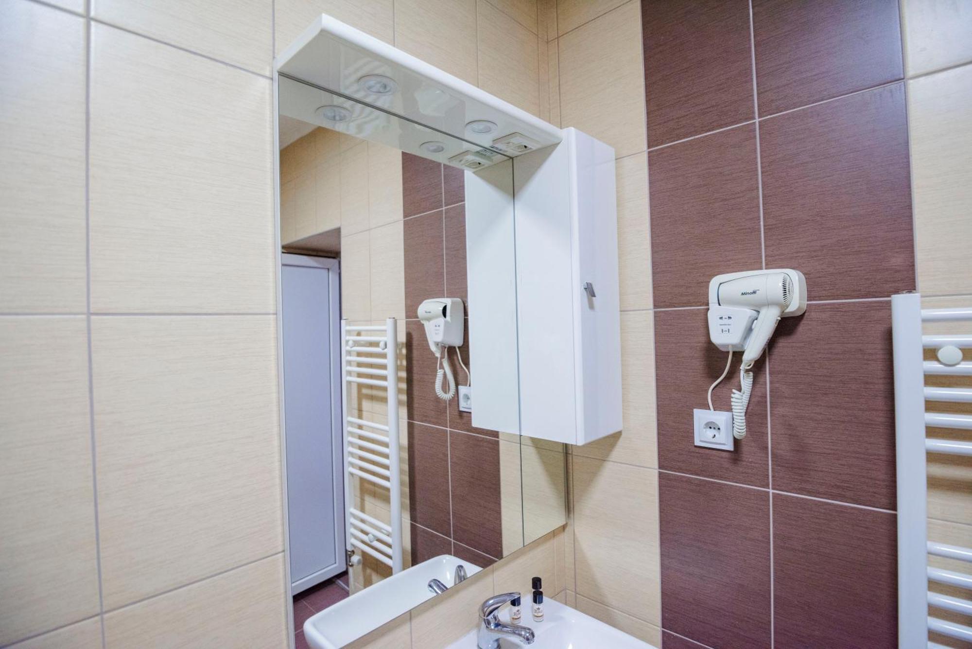 Hotel Kiko بيتولا المظهر الخارجي الصورة