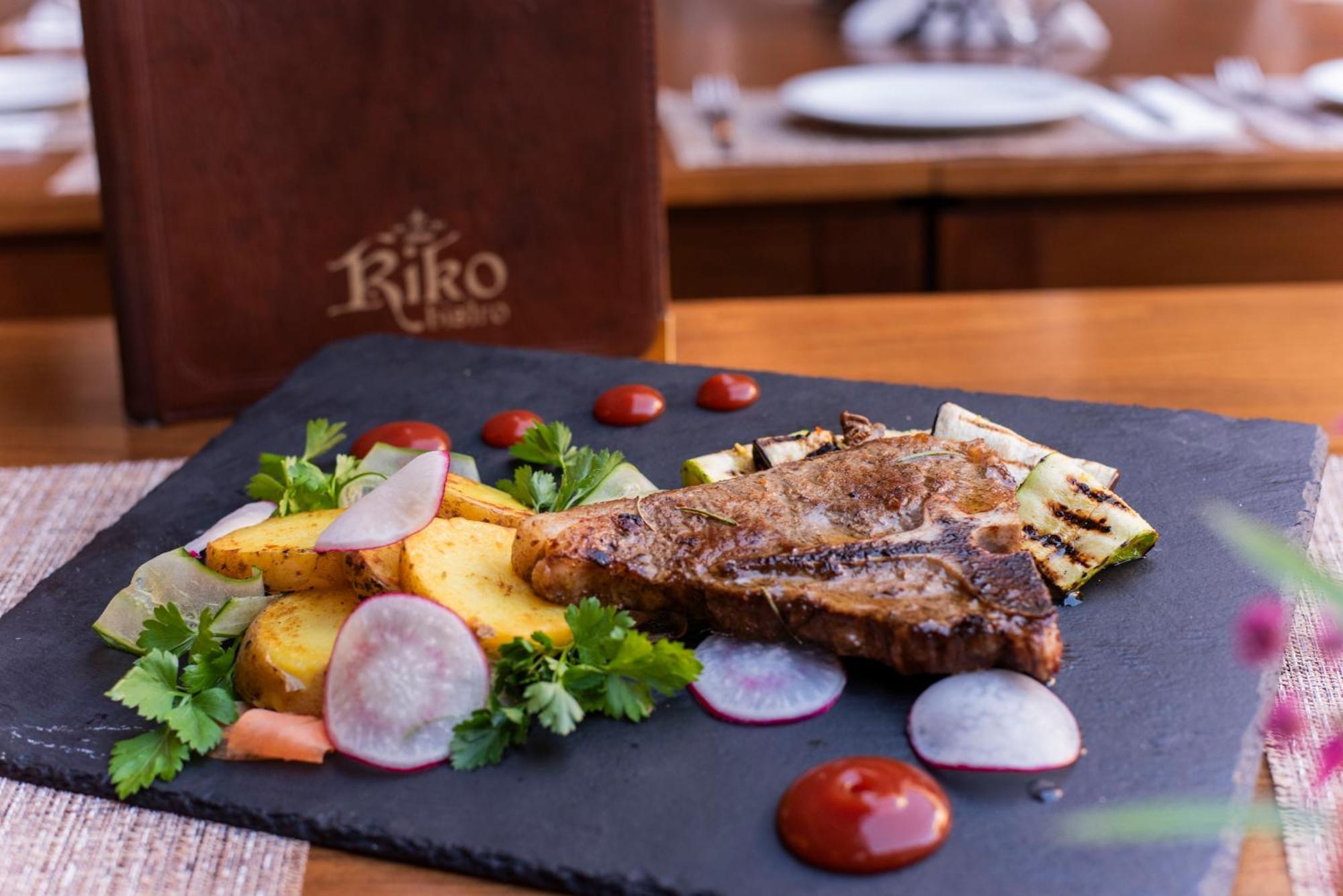 Hotel Kiko بيتولا المظهر الخارجي الصورة